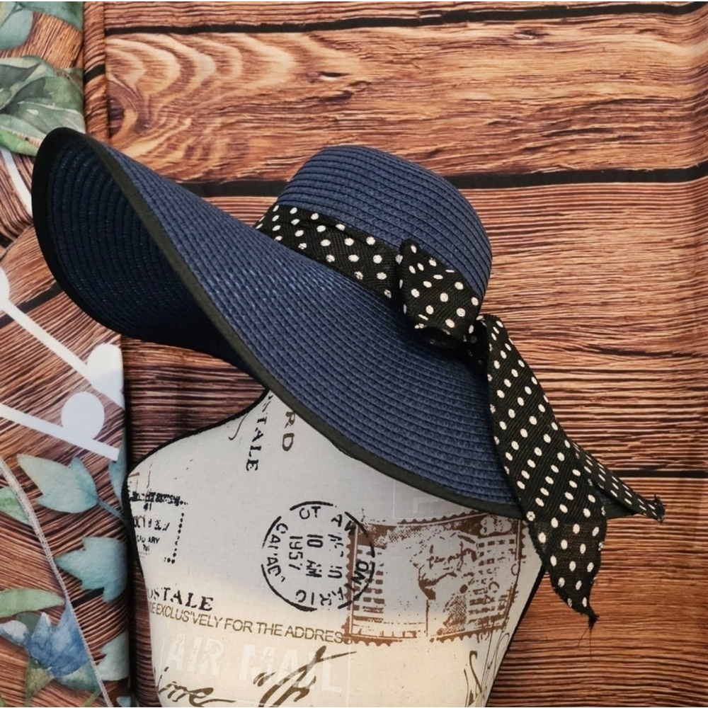 Solid Color Big Brim Straw Hat - image 2